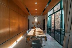 Kew Drive (D16), Terrace #557120371
